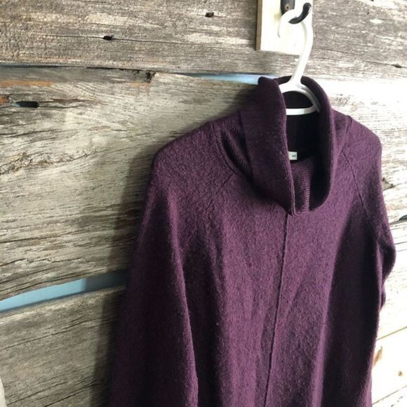 RICKI'S Size Med Purple Turtleneck Sweater - Picture 1 of 5